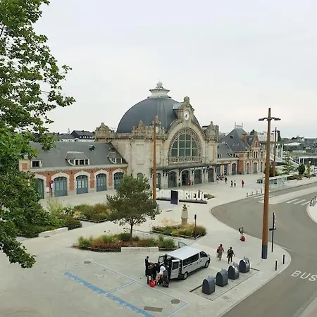 Beau A Deux Pas De La Gare - Kerlaouen Apartment